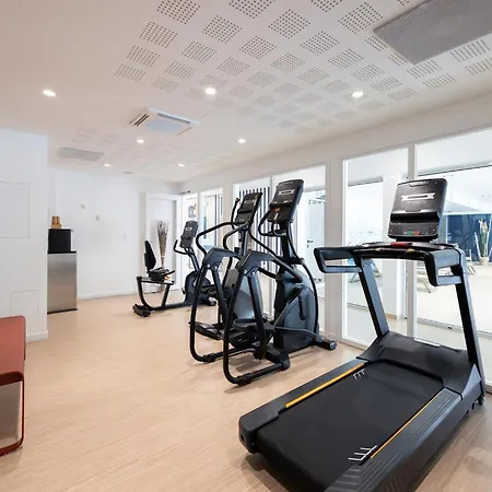 Newly Built Holiday Near The Beach * Royan
