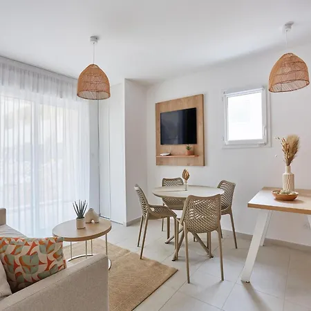 Newly Built Holiday Near The Beach Royan